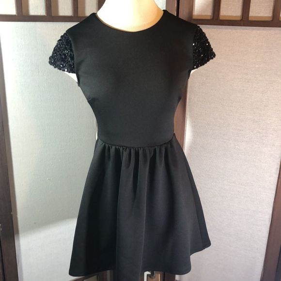 B.Darlin black / sz 3/4 glass rocks accent on cap sleeves/exposed zipper/party - Picture 2 of 13